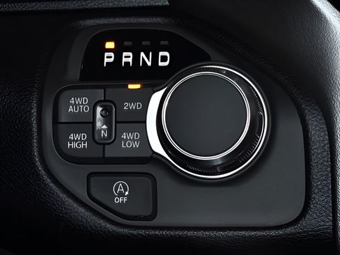 New 2026 RAM 1500 Big Horn AWD/4WD image 24