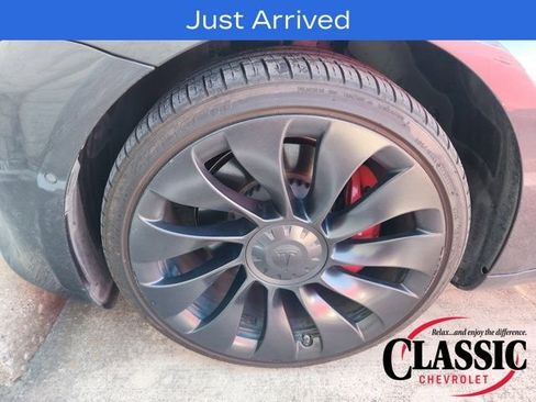 Used 2022 Tesla Model 3 Performance image 14