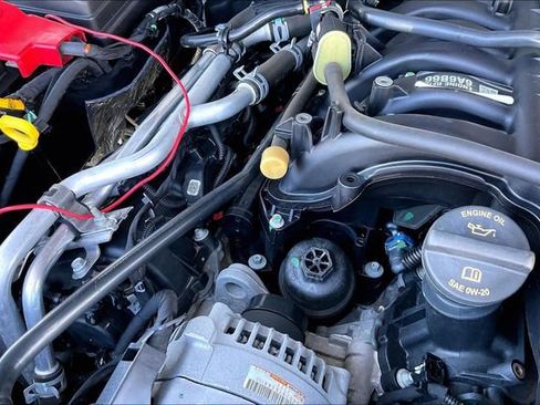 Used 2023 Jeep Gladiator Mojave AWD/4WD image 35