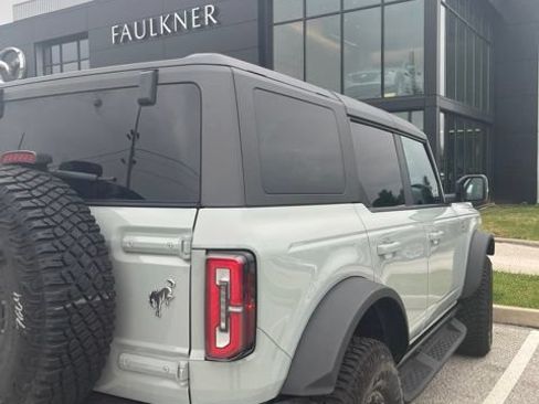 Used 2024 Ford Bronco Outer Banks AWD/4WD image 12