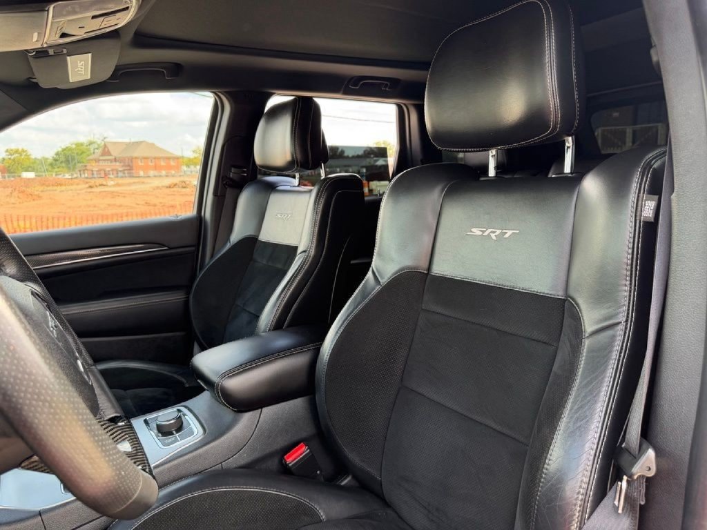 Used 2014 Jeep Grand Cherokee SRT AWD/4WD image 15