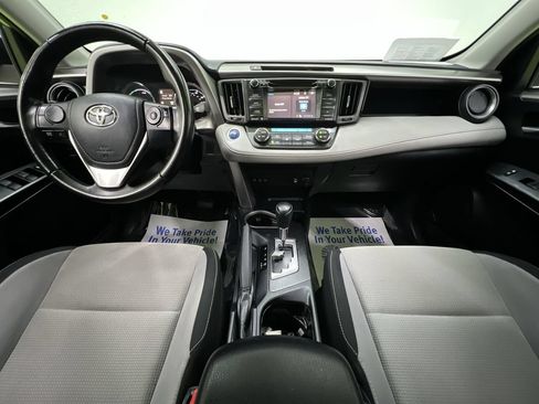 Used 2016 Toyota RAV4 XLE AWD/4WD image 18