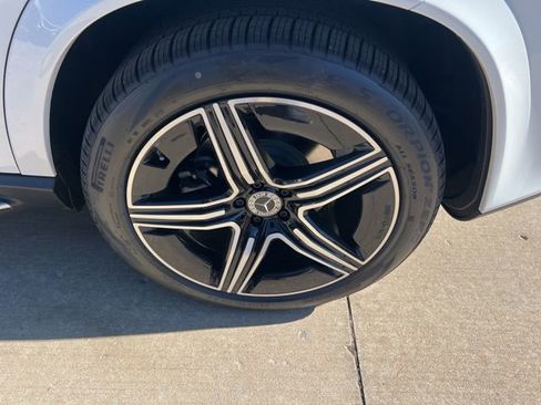 New 2026 Mercedes-Benz GLE 450 4MATIC image 11