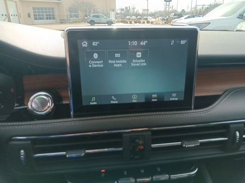 Used 2022 Lincoln Corsair Reserve w/ Elements Package image 18