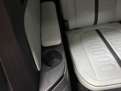 Used 2024 Rivian R1S Adventure AWD/4WD image 20