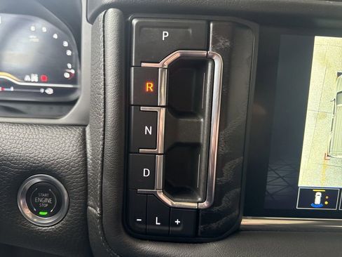 Certified 2022 GMC Yukon XL Denali image 16