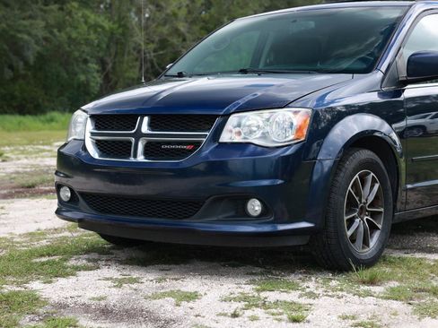 Used 2017 Dodge Grand Caravan SXT FWD image 20
