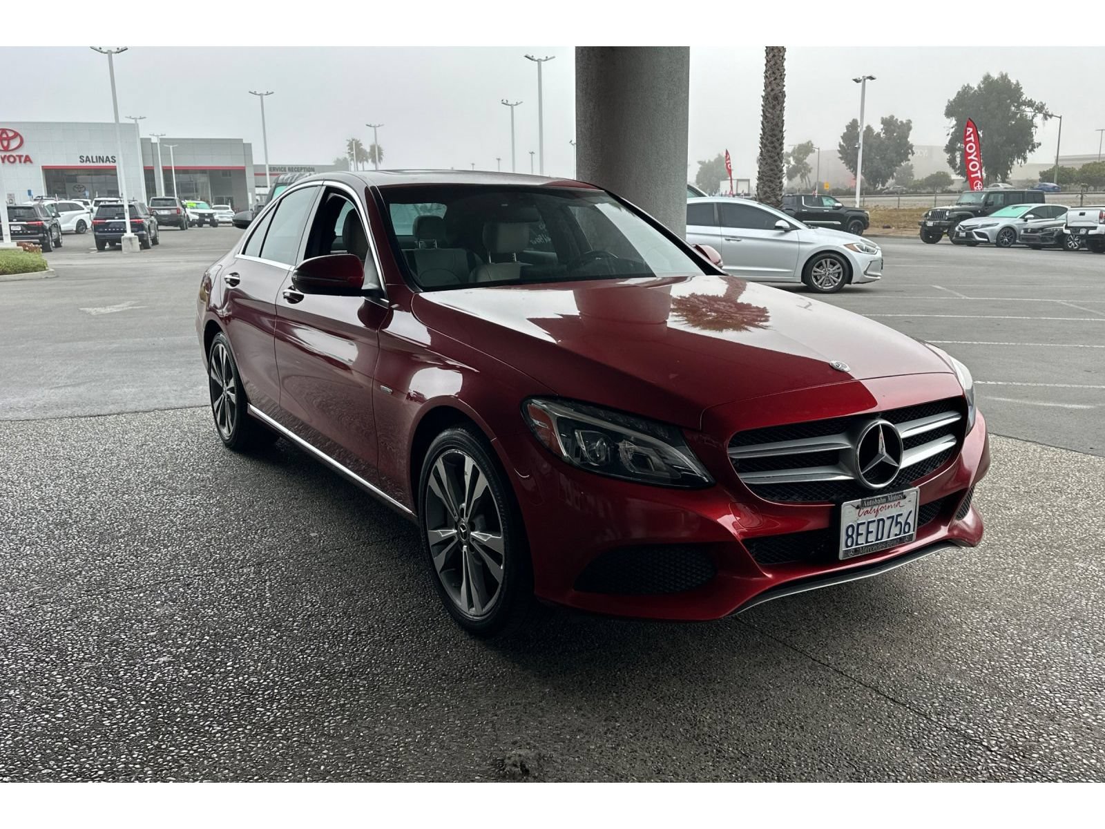 Used 2018 Mercedes-Benz C 350e Sedan image 2