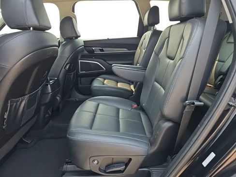 Used 2022 Kia Telluride EX w/ EX Premium Package FWD image 14