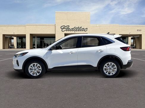 Used 2023 Ford Escape Active w/ Tech Pack #1 AWD/4WD image 8