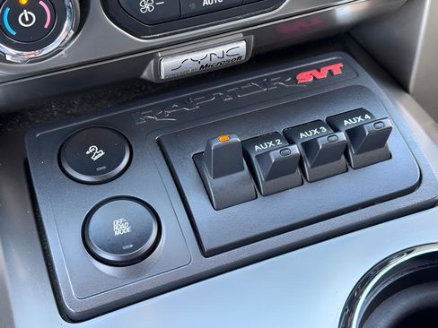 Used 2013 Ford F150 Raptor w/ Luxury Equipment Group image 28