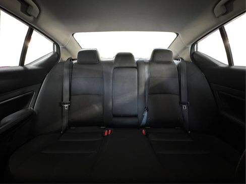 Used 2024 Nissan Altima 2.5 SV FWD image 13