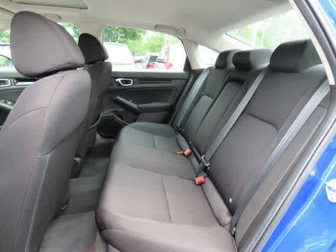 Used 2023 Honda Civic EX image 12