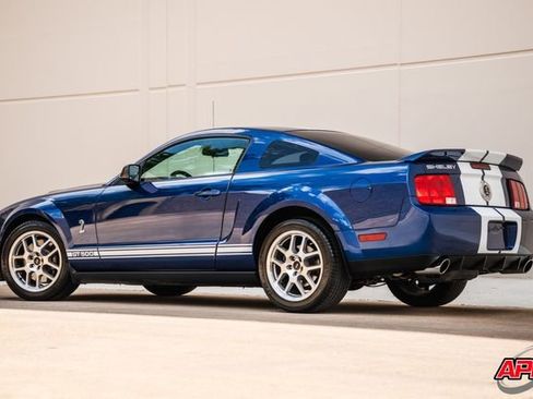 Used 2009 Ford Mustang Shelby GT500 RWD image 3