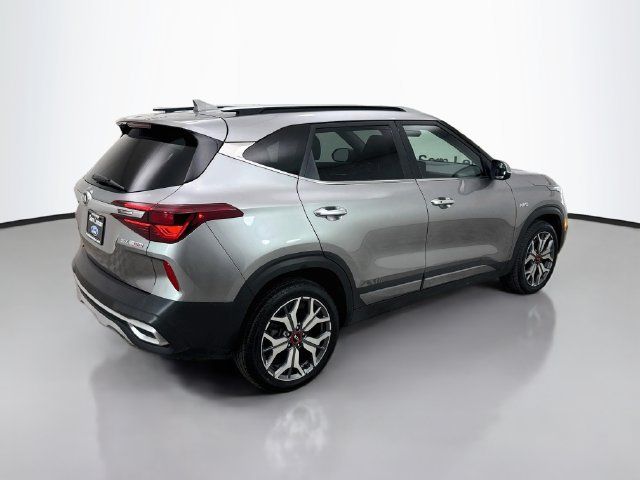 Used 2021 Kia Seltos SX w/ SX Sunroof Package AWD/4WD image 7