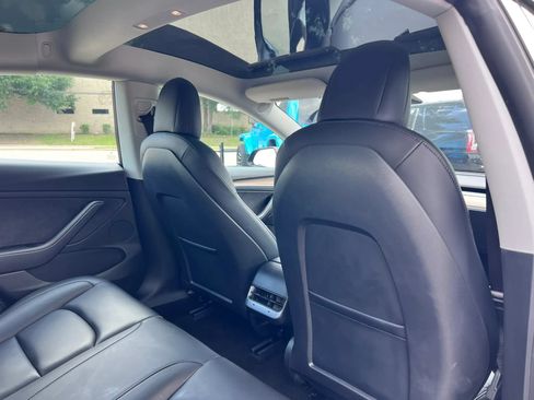 Used 2021 Tesla Model 3 Standard Range Plus RWD image 23