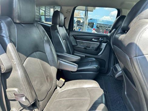 Used 2014 Chevrolet Traverse LT FWD image 14
