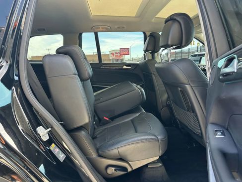 Used 2018 Mercedes-Benz GLS 550 4MATIC image 17