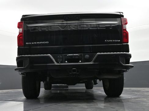 Used 2023 Chevrolet Silverado 1500 Custom image 23