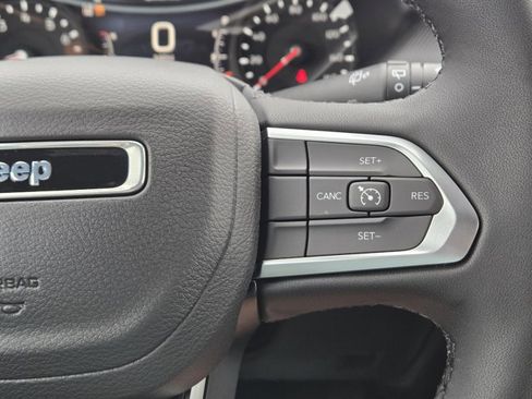 New 2026 Jeep Compass Latitude image 23