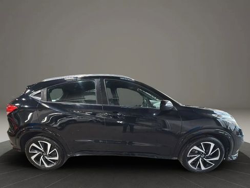 Used 2019 Honda HR-V Sport image 4