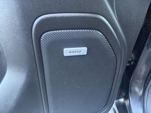 Used 2021 GMC Sierra 1500 AT4 w/ Technology Package image 6