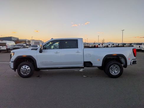 New 2026 GMC Sierra 3500 Denali Ultimate image 3