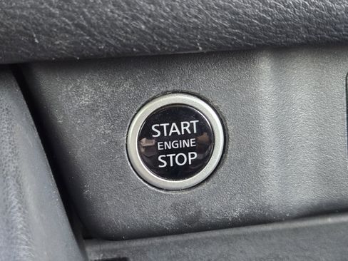 Used 2023 Nissan Rogue SL w/ SL Premium Package image 22