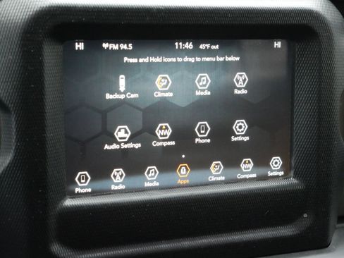 Used 2020 Jeep Wrangler Unlimited Sahara image 11