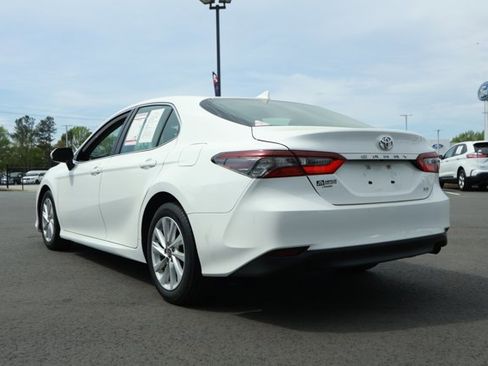 Used 2024 Toyota Camry LE image 8