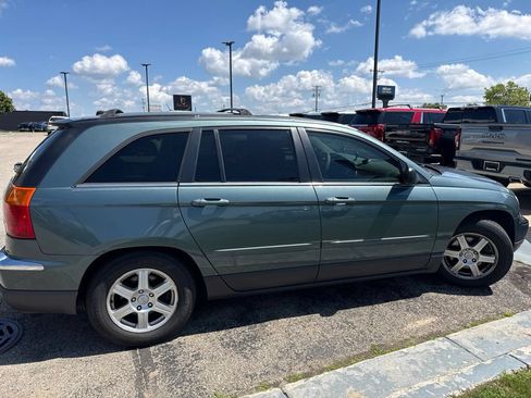 Used 2006 Chrysler Pacifica Touring w/ Comfort Convenience Group AWD/4WD image 3