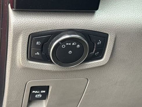 Used 2016 Ford F150 2WD SuperCrew image 19
