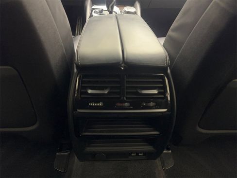 Used 2020 BMW M550i xDrive w/ Executive Package image 73