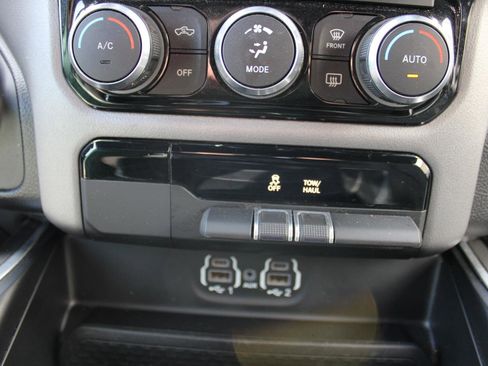 Certified 2022 RAM 1500 Big Horn image 23