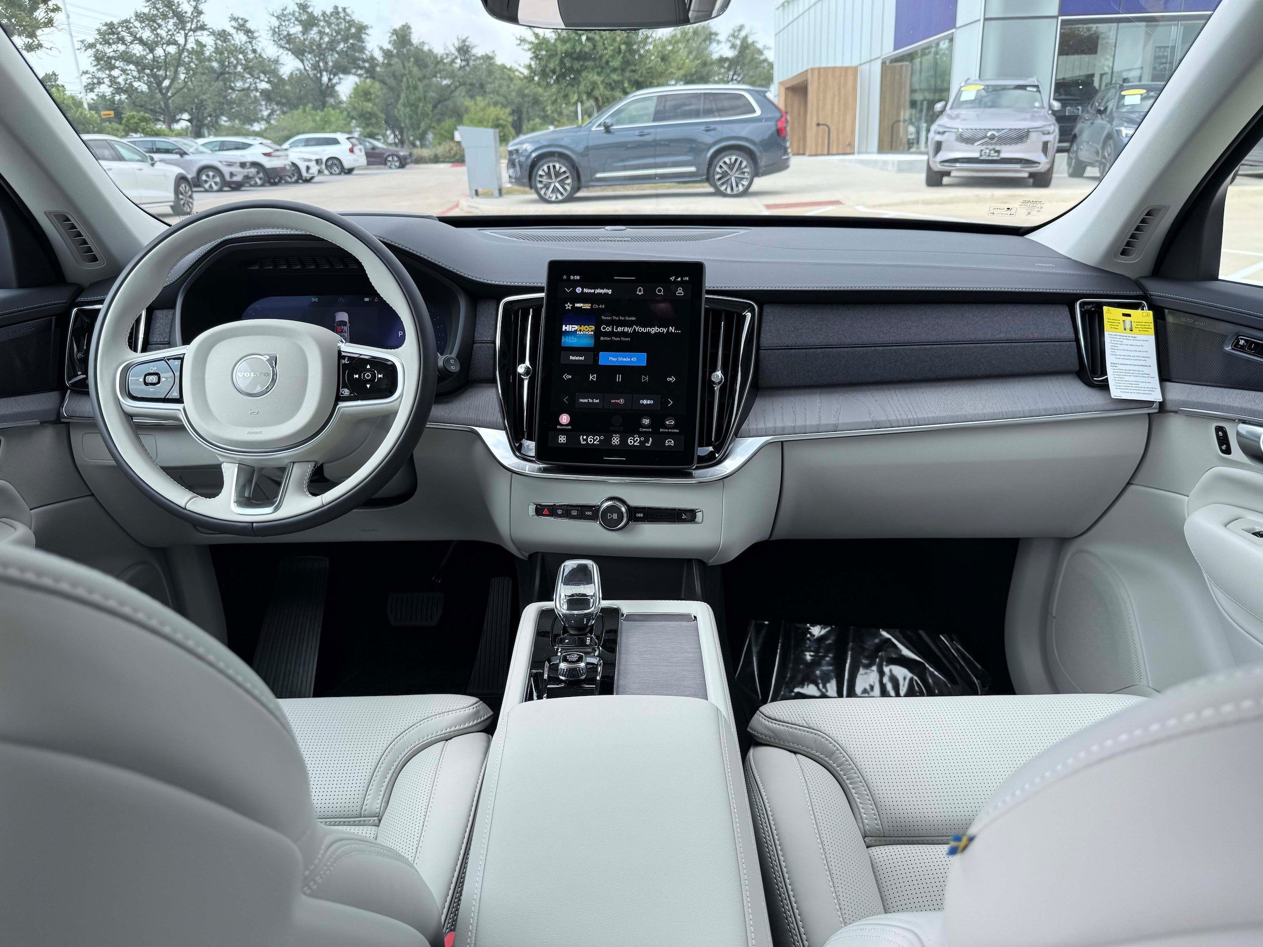 New 2026 Volvo XC90 B6 Ultra w/ Protection Package Premier AWD/4WD image 19