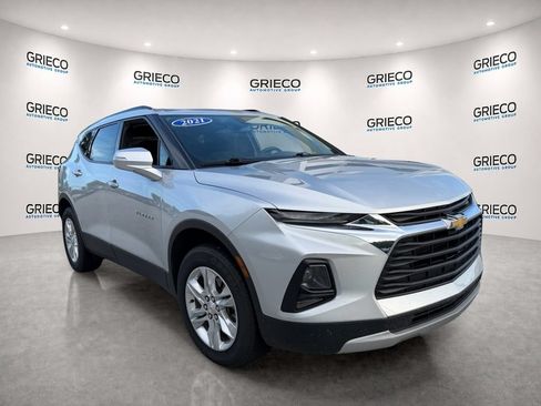 Used 2021 Chevrolet Blazer LT FWD image 1