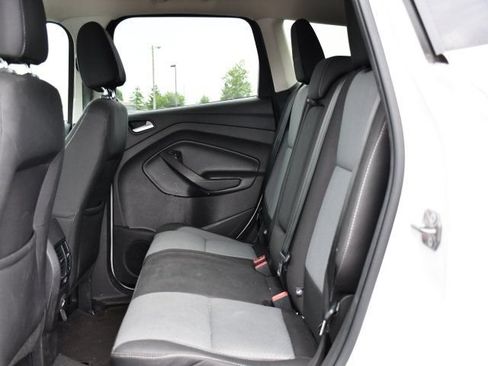 Used 2017 Ford Escape SE AWD/4WD image 17