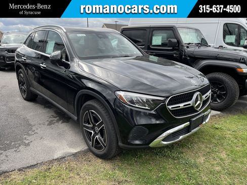 Used 2026 Mercedes-Benz GLC 300 4MATIC image 1