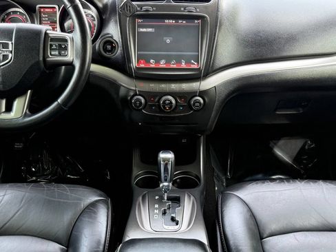Used 2016 Dodge Journey Crossroad w/ Popular Equipment Group AWD/4WD image 28