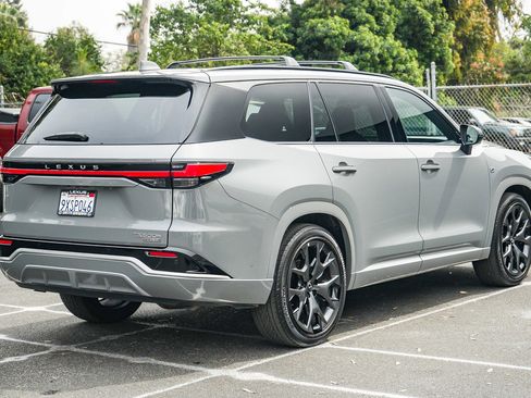 Used 2025 Lexus TX 500h AWD w/ Technology Package image 6