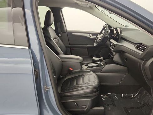 Used 2024 Ford Escape Platinum w/ Premium Technology Package image 31