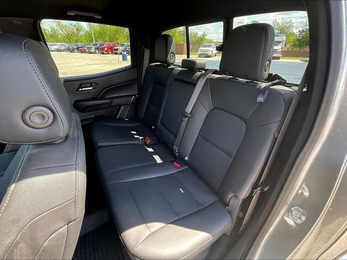 Used 2024 GMC Canyon Elevation w/ Elevation Premium Package image 27