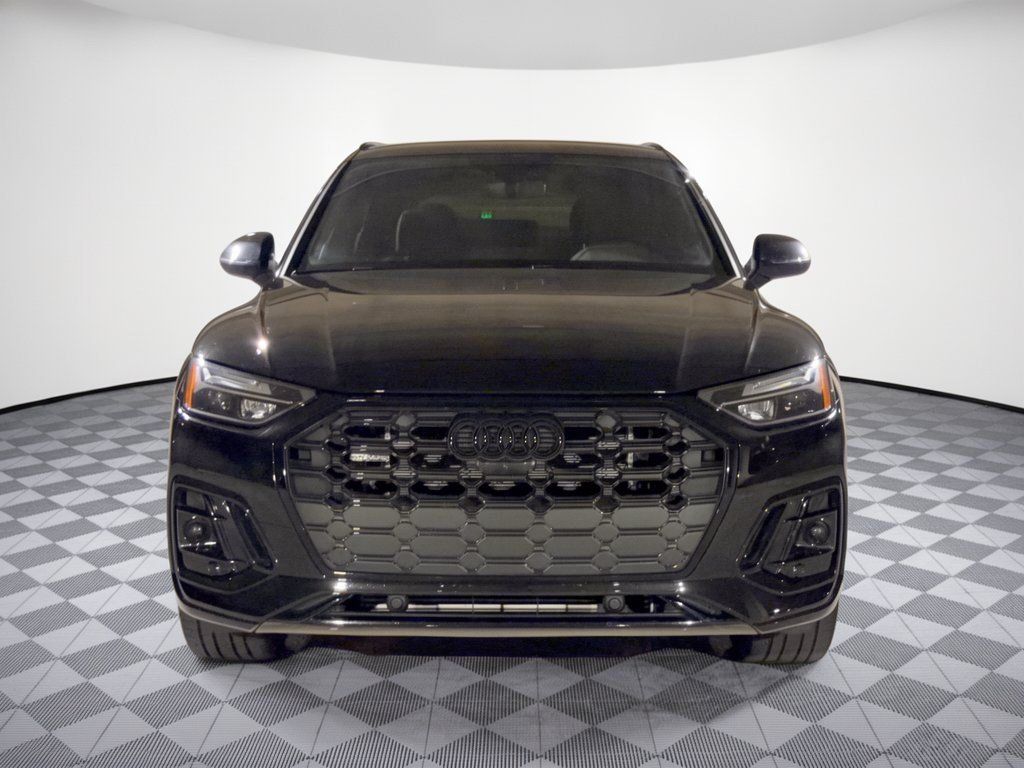 Certified 2025 Audi Q5 e Premium Plus w/ Premium Plus Package AWD/4WD image 6