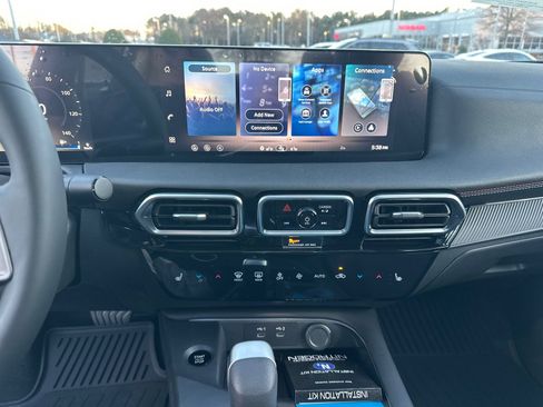 New 2026 Nissan Sentra SR w/ SR Premium Package image 27