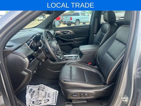 Used 2023 Chevrolet Traverse Premier AWD/4WD image 11