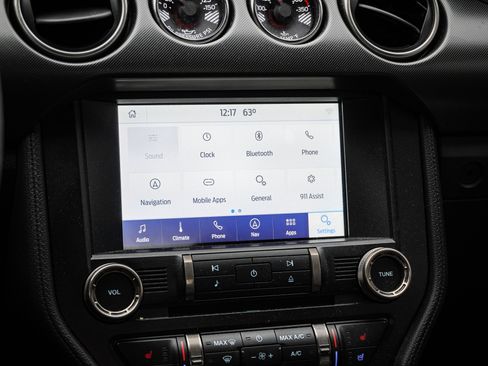 Used 2021 Ford Mustang Shelby GT500 w/ Technology Package image 23