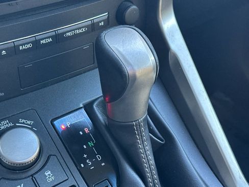 Used 2015 Lexus NX 300h AWD image 27