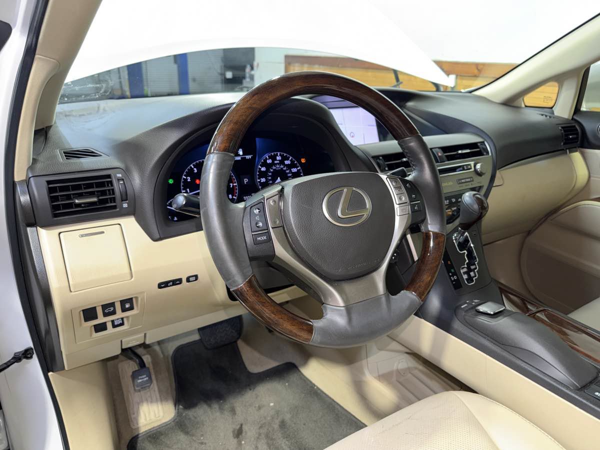 Used 2013 Lexus RX 350 FWD w/ Navigation Pkg image 17