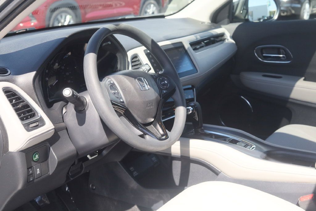 Used 2021 Honda HR-V EX image 4