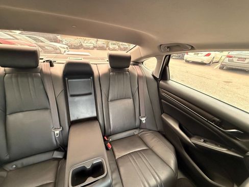 Used 2018 Honda Accord Touring image 53